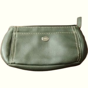 𝅺GREEN Nine West Wallet/Wristlet no strap